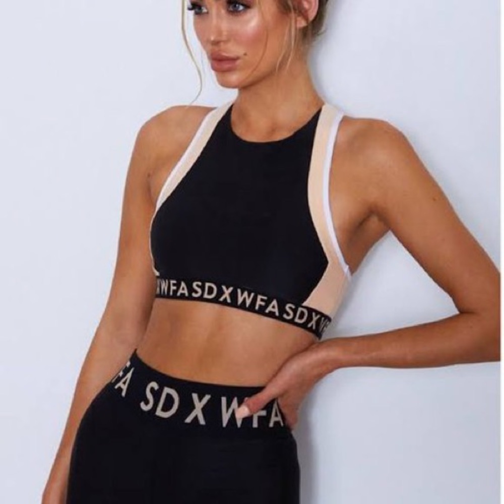 SDXWF sports bra, size S